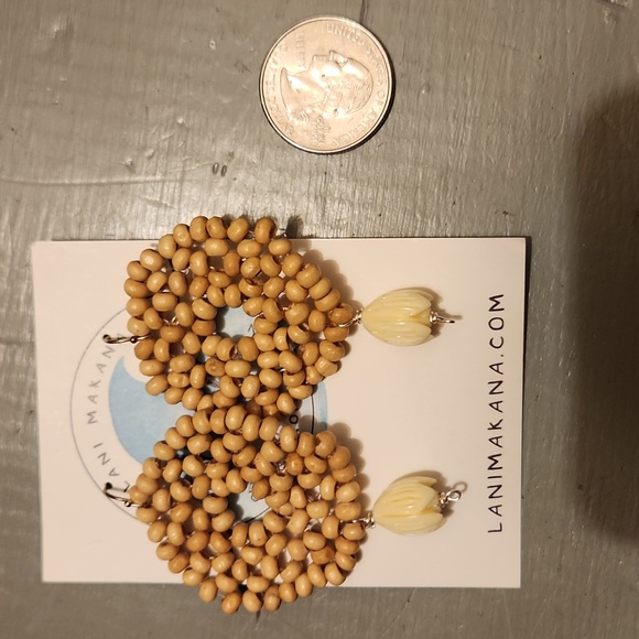 New Pikake flower dangle earrings new rattan wood sterling silver ear wi… - Picture 4 of 6